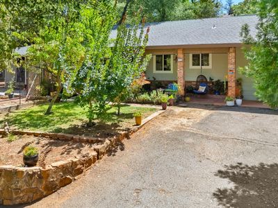2573 Bryan Way