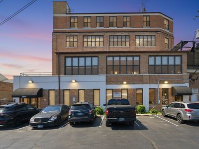 2675 W Grand Ave APT 303