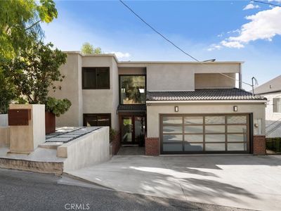 5283 Calatrana Dr