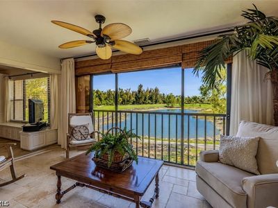 5950 Trailwinds Dr APT 224