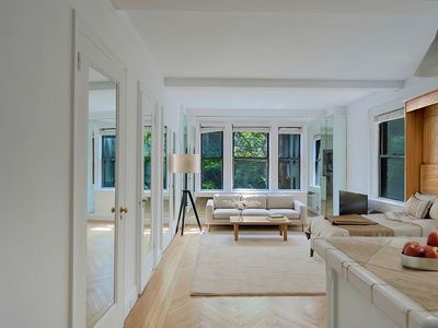 400 E 59th St APT 3H