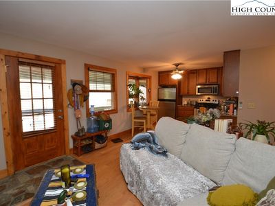 218 Elk Hill Drive UNIT 6