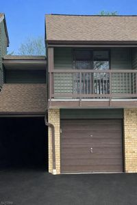 6 Highland Cir