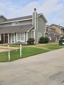 6725 W Shade Ln APT 806
