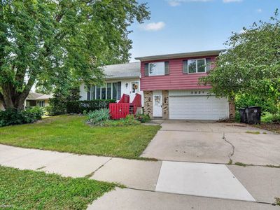 3821 Southlawn Rd