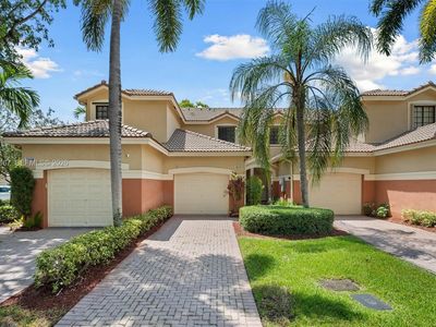 3810 Tree Top Dr