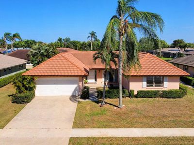 10452 Greentrail Drive N