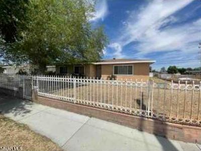 223 E Avenue J8