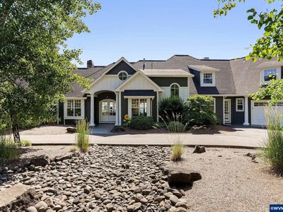 3545 Eagle Crest Rd NW