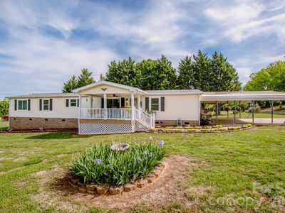 525 Mountain Meadows Dr