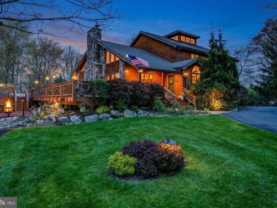 18 Hazlewood Dr