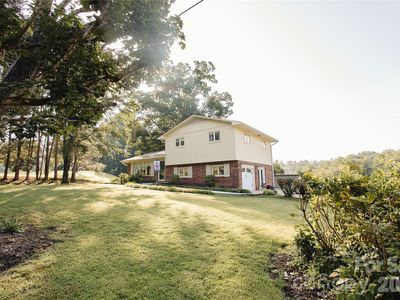 15 Golden Leaf Dr