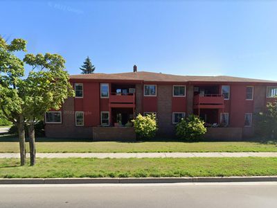 300 W Washington Ave