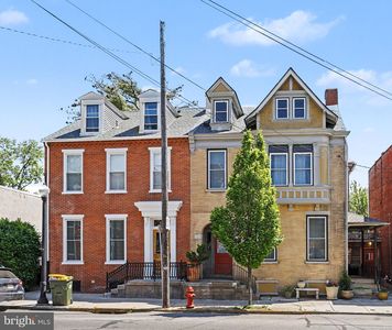Property at 425 N Queen St, Lancaster, PA