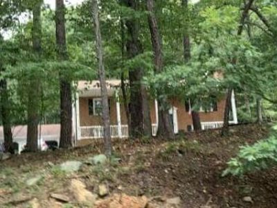 2624 Forest Oak Dr