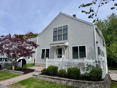 9 Benjamin Hubbard Lane #9