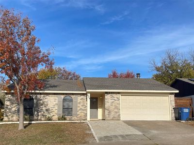 629 Wandering Way Dr