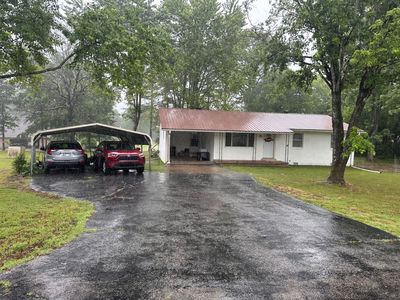933 Country Club Rd