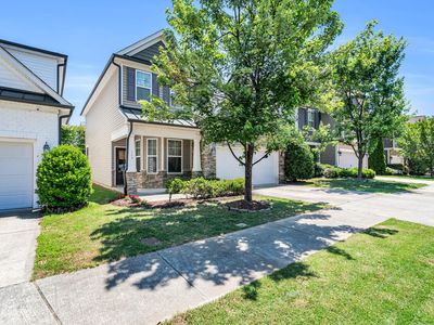 125 Station Dr