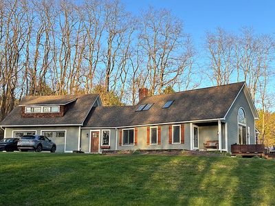684 Farmer Dr