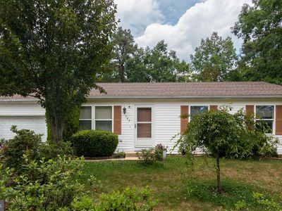 140 Bayberry St