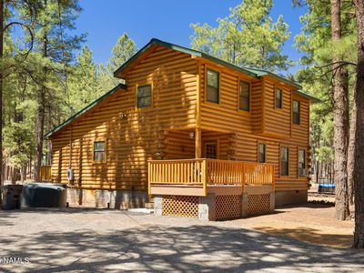 7835 E Knighthood Ln