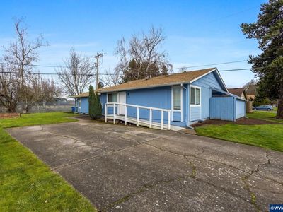 4143 Campbell Dr SE