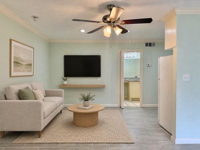 1311 Antoine Dr APT 128