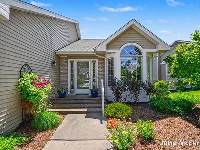 2338 Whimbrel Ct NE