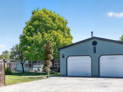 4515 Avalon Pl