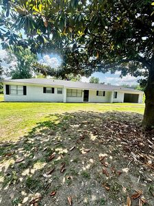 105 Lillie Dr