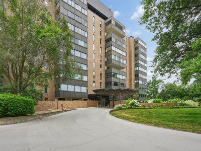 3131 Fleur Dr Unit 102