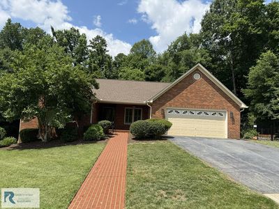 318 London Bridge Dr