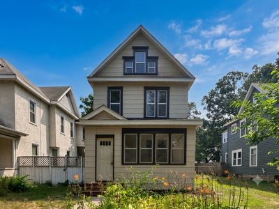 2623 Polk St NE