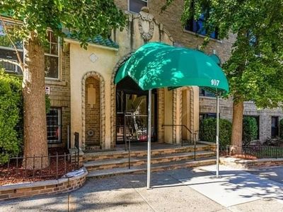 107 Kensington Ave #104A