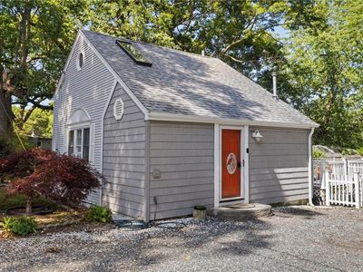 11 N Shore St