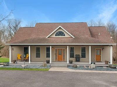 402 Rock Ridge Trl