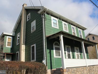 109 W Grand Ave #111