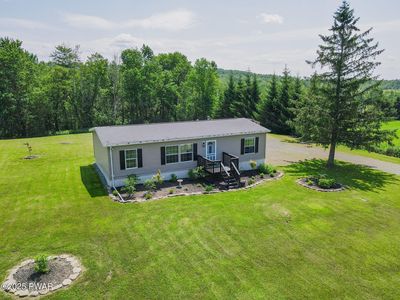 Property at 178 Sherwood Dr, Waymart, PA