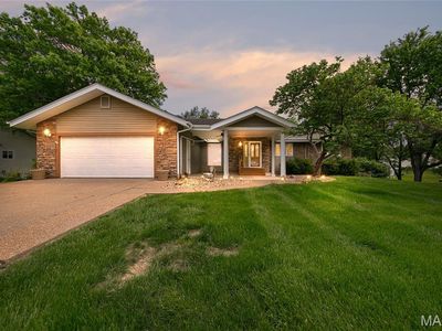 21 Savoy Dr