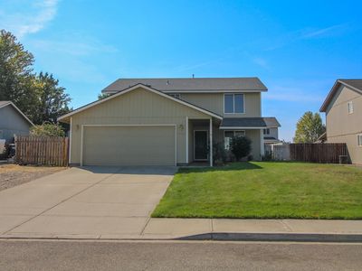 6516 Louisville Dr