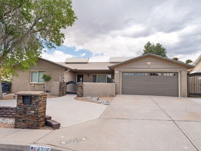 4705 Oahu Dr NE