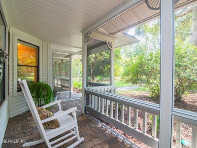 4186 HONEYSUCKLE Circle