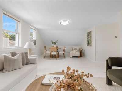 27 Dean Ave #3