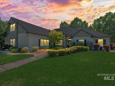 481 E Mapleside Ct