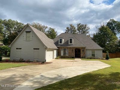 213 Cottonwood Dr #213