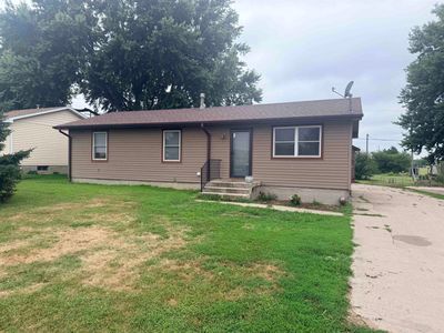 113 N Republican Ave