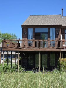 204 Harbor Dr