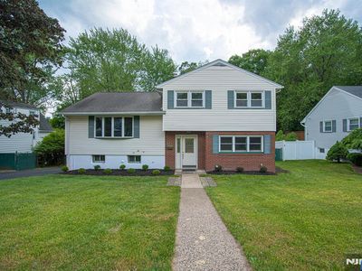 338 Main St