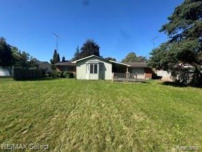 Property at 4483 Old Colony Dr, Flint, MI